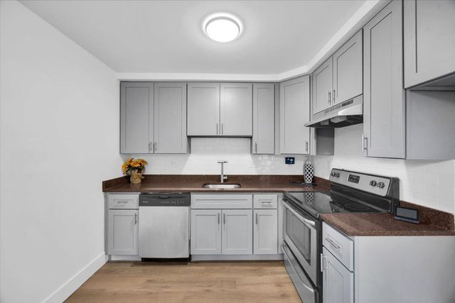 26 Fairmont Drive, Greenville, SC 29605