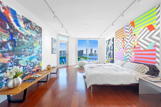 3201 NE 183 1104, Aventura, FL 33160