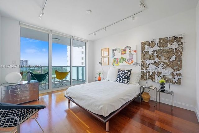 3201 NE 183 1104, Aventura, FL 33160