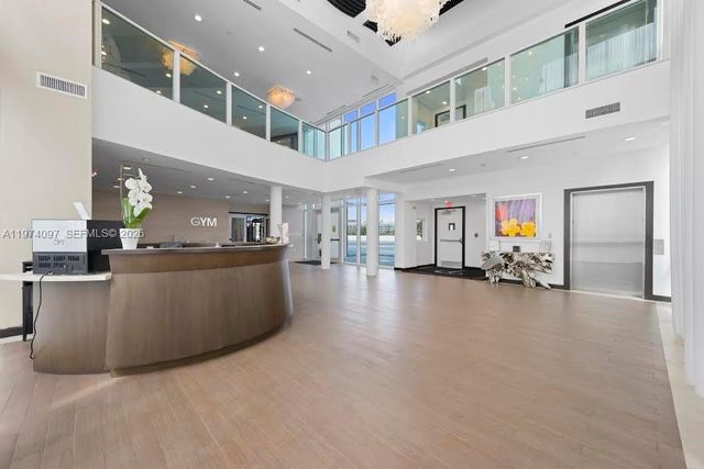 3201 NE 183 1104, Aventura, FL 33160