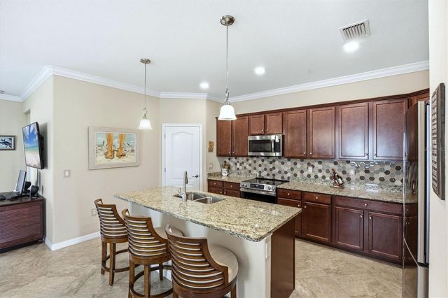 10443 MEDJOOL DRIVE, Venice, FL 34293