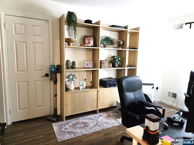 754 Charles Court 6109, Fort Lee, NJ 07024
