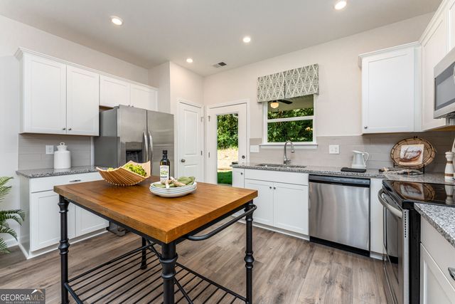 1009 Stonebridge Circle LOT 3, Macon, GA 31211