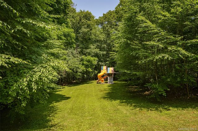 26 E Forest Trail, Holmes, NY 12531