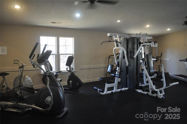 51 Barn Owl Way, Hendersonville, NC 28792