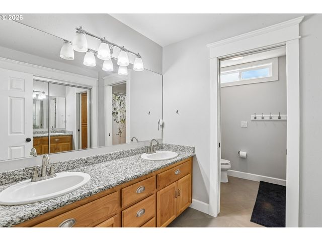 1076 Se 61ST Way, Hillsboro, OR 97123