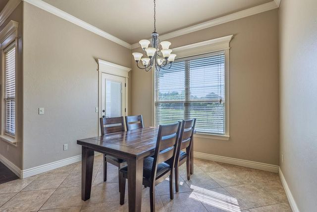 19033 Meadows Crossing Drive, Edmond, OK 73012