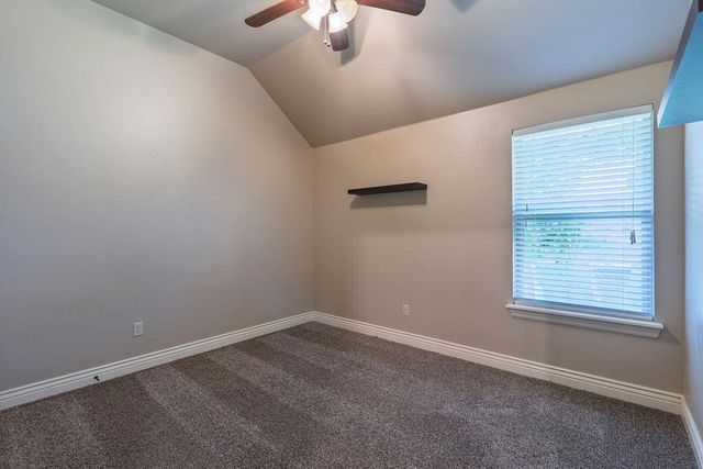 19033 Meadows Crossing Drive, Edmond, OK 73012
