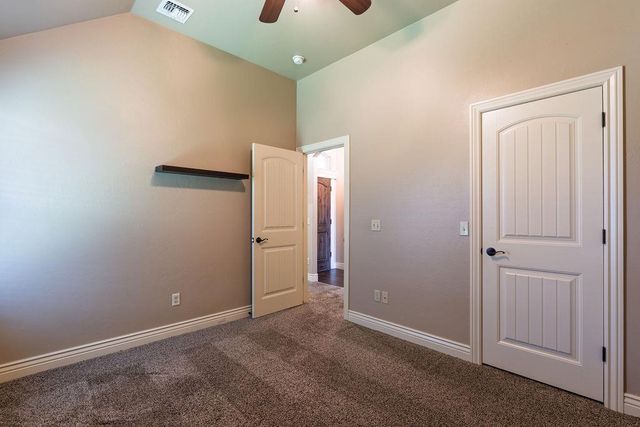 19033 Meadows Crossing Drive, Edmond, OK 73012