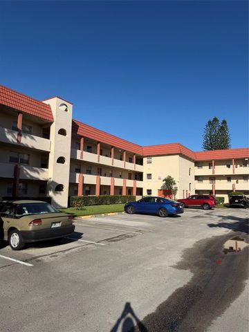2950 W Sunrise Lks Dr 305, Fort Lauderdale, FL 33322