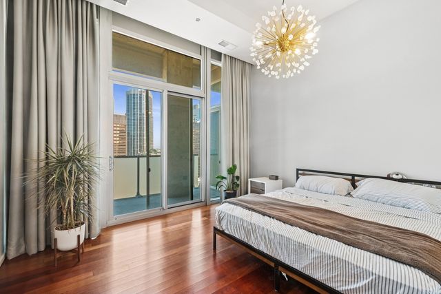 550 N Saint Clair Street 2601, Chicago, IL 60611