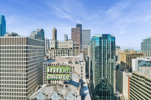 550 N Saint Clair Street 2601, Chicago, IL 60611