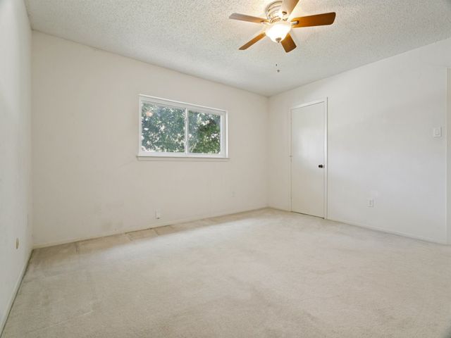 1706 Acorn Drive, Euless, TX 76039