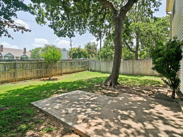 1706 Acorn Drive, Euless, TX 76039