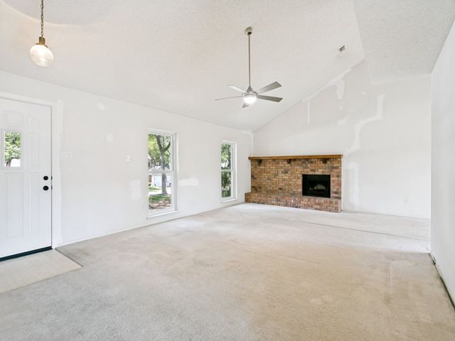 1706 Acorn Drive, Euless, TX 76039