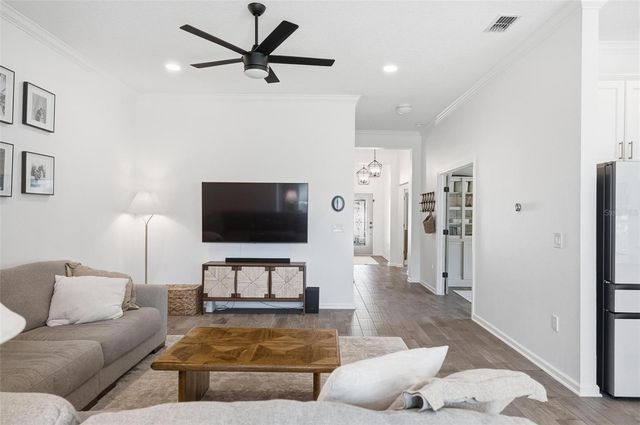 127 CREPE MYRTLE COURT, Palm Coast, FL 32164