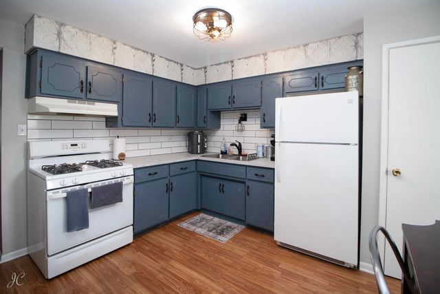 10803 S Pulaski Road 4, Chicago, IL 60655