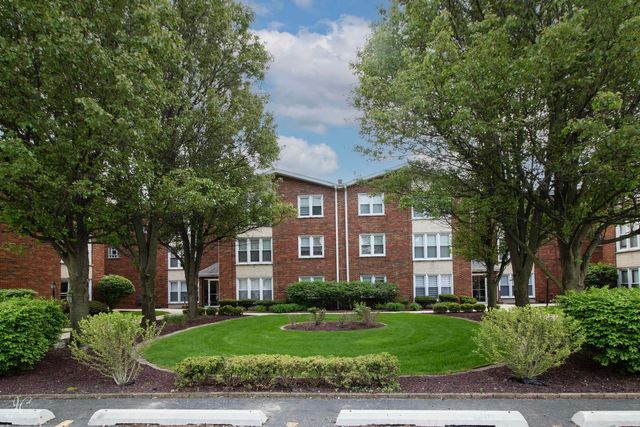 10803 S Pulaski Road 4, Chicago, IL 60655