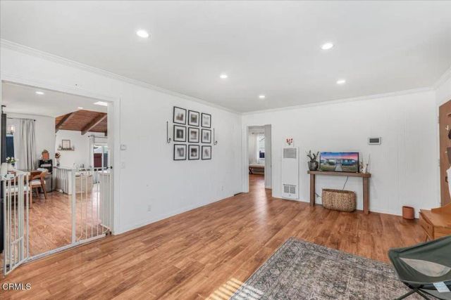 634 E Kamala Street, Oxnard, CA 93033