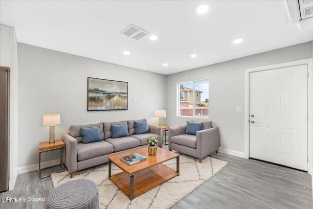 634 E Kamala Street, Oxnard, CA 93033