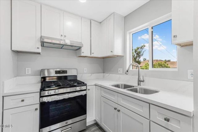634 E Kamala Street, Oxnard, CA 93033
