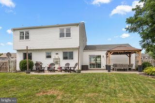10 ALSCOT CIR, Langhorne, PA 19047
