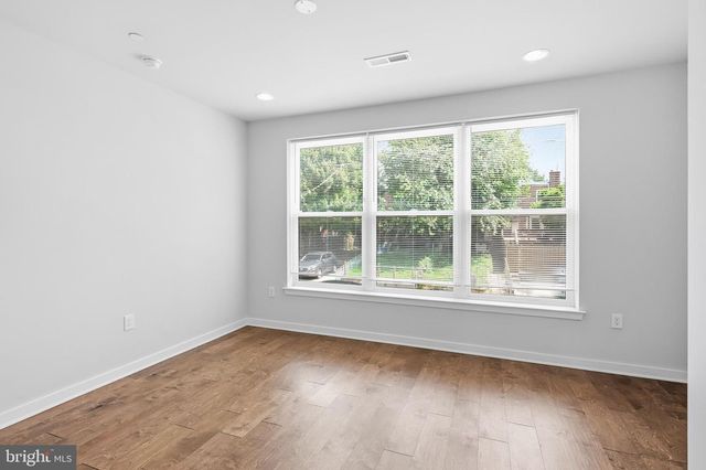 444 KINGSLEY ST, Philadelphia, PA 19128