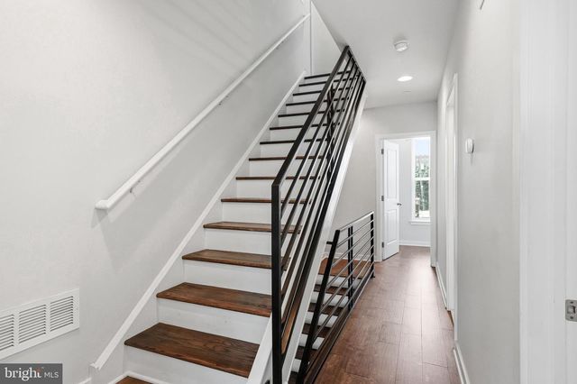 444 KINGSLEY ST, Philadelphia, PA 19128