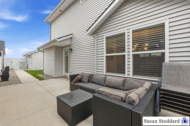 7890 Greendale Drive SE, Byron Center, MI 49315