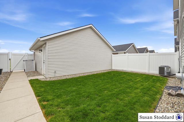 7890 Greendale Drive SE, Byron Center, MI 49315