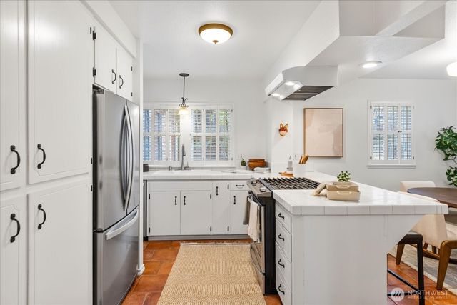 20106 8th Avenue NW, Shoreline, WA 98177