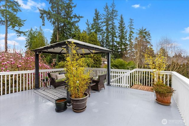 20106 8th Avenue NW, Shoreline, WA 98177