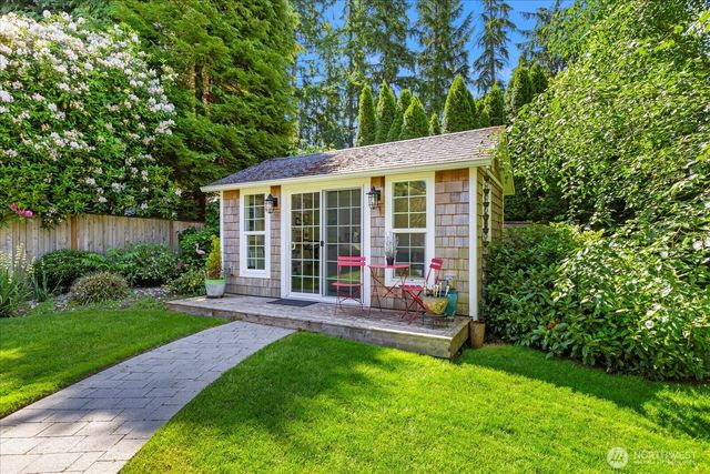 20106 8th Avenue NW, Shoreline, WA 98177