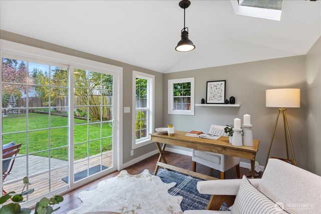 20106 8th Avenue NW, Shoreline, WA 98177