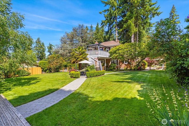 20106 8th Avenue NW, Shoreline, WA 98177