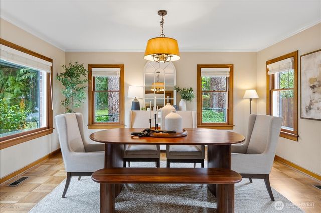 20106 8th Avenue NW, Shoreline, WA 98177