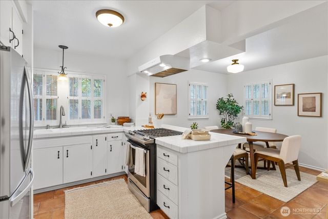 20106 8th Avenue NW, Shoreline, WA 98177