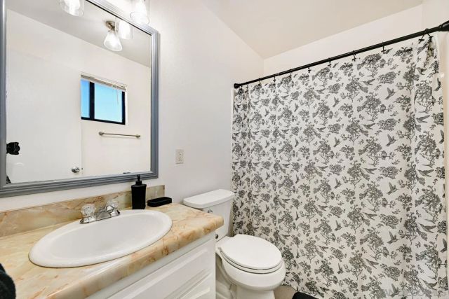 267 Via Taquita, Ramona, CA 92065