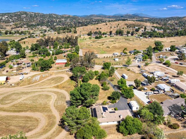 267 Via Taquita, Ramona, CA 92065