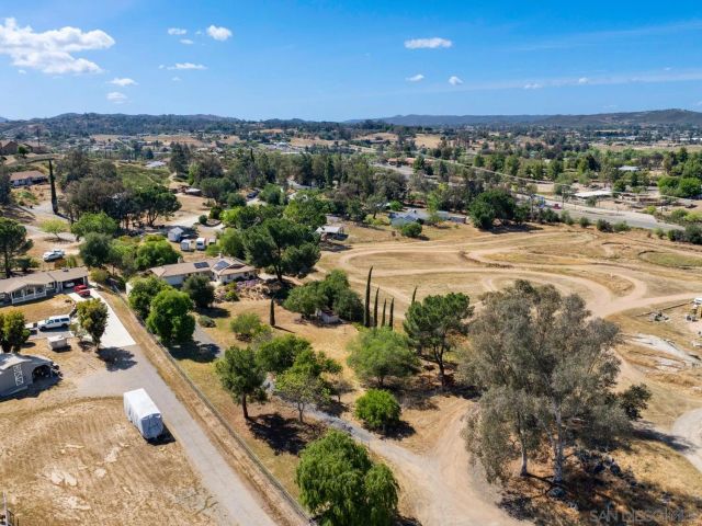 267 Via Taquita, Ramona, CA 92065