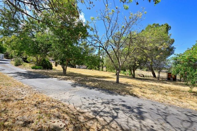 267 Via Taquita, Ramona, CA 92065