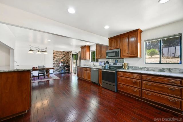 267 Via Taquita, Ramona, CA 92065