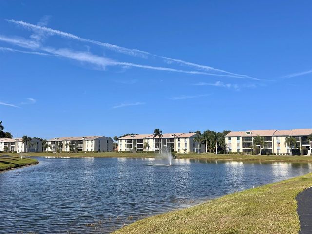 1111 Green Pine Boulevard C3, West Palm Beach, FL 33409