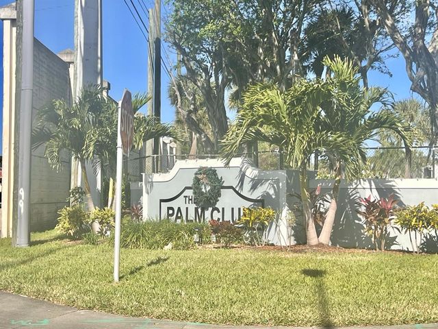 1111 Green Pine Boulevard C3, West Palm Beach, FL 33409