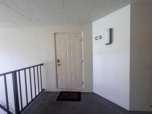 1111 Green Pine Boulevard C3, West Palm Beach, FL 33409