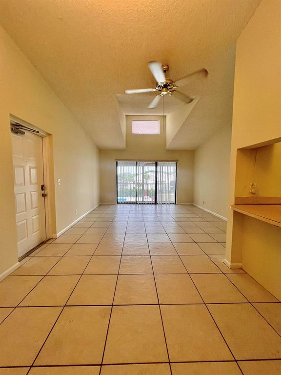 1111 Green Pine Boulevard C3, West Palm Beach, FL 33409