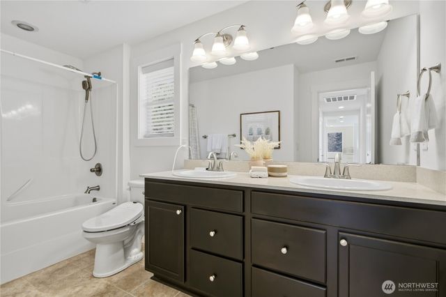 8402 121st Place SE, Newcastle, WA 98056