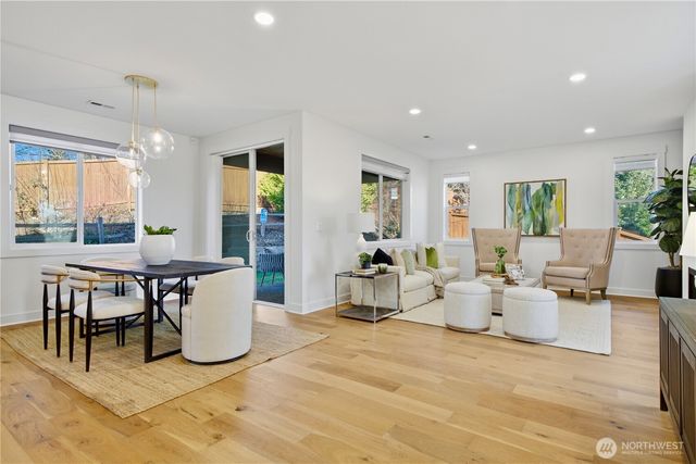 8402 121st Place SE, Newcastle, WA 98056