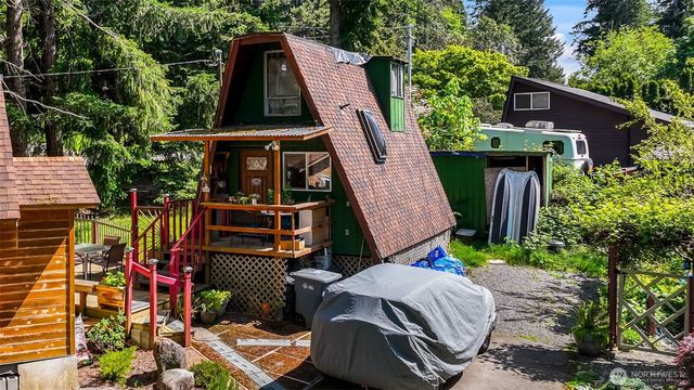 8011 175th Avenue SW, Longbranch, WA 98351