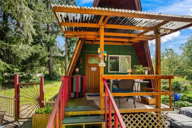 8011 175th Avenue SW, Longbranch, WA 98351